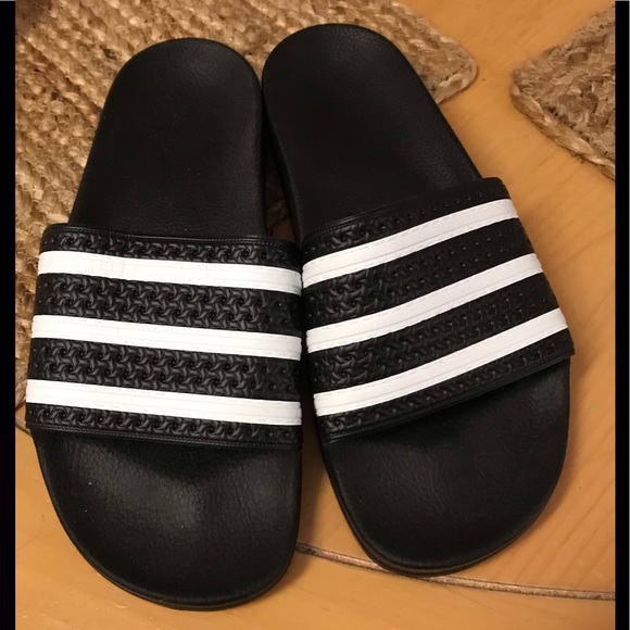 adidas sliders size 9